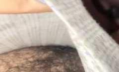 女大学生宿舍里的骚/女深夜偷偷的陪狼友发骚，腿毛逼毛都很多性欲旺盛，给狼友看奶子和逼逼自己抠不敢叫刺激