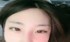 甜美网红脸妹mei子，一个在家，卧室自[zi]慰黑丝大长腿诱惑十足