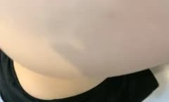 JAV看片！【人间水蜜桃】和闺蜜3女1男一起玩，一起翘着屁股玩弄大黑牛震动肥逼，很是诱惑喜欢不要错过