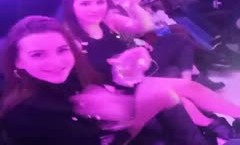 JAV看片！【重磅推荐】中国小伙为俄罗斯小老婆庆生豪车内淫[ying]乱酒会派对2男6女回家混战多P6位俄罗斯美妞晃花眼
